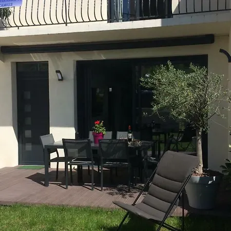 בית נופש Les Terrasses De Camille קרקסון