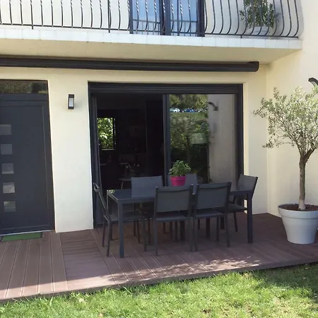 Les Terrasses De Camille קרקסון