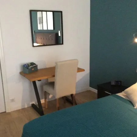 Les Terrasses De Camille קרקסון